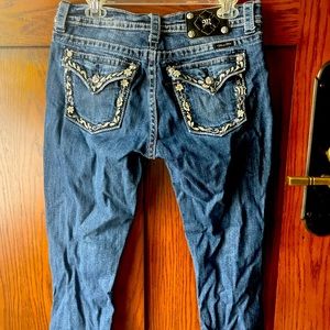 Miss Me boyfriend capri size 28